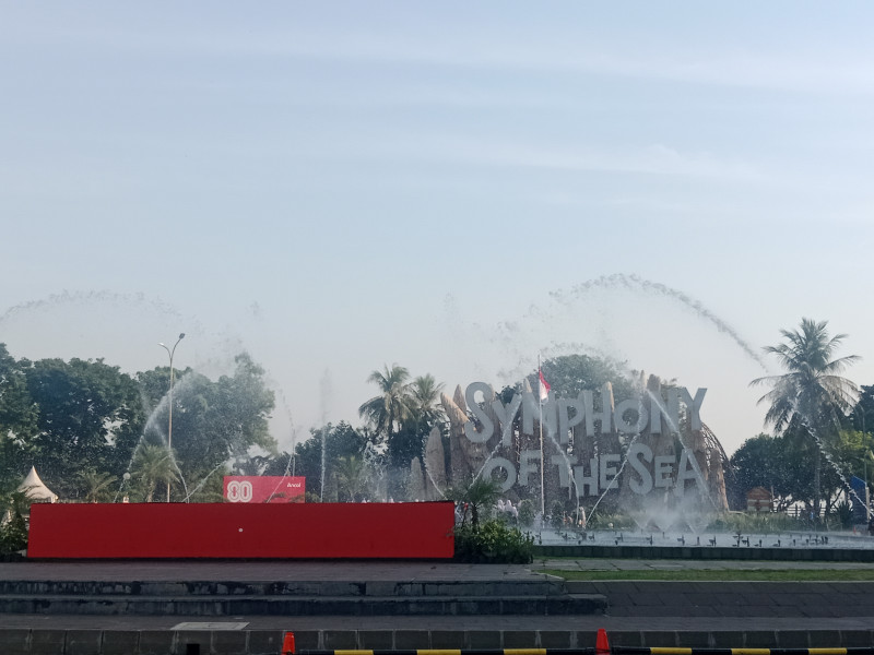 Pesona HUT RI ke-80, Air Mancur dan Sang Merah Putih Hiasi Langit Ancol
