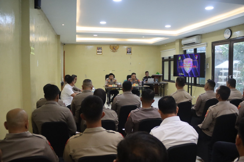 Kapolres Kepulauan Seribu Tekankan Profesionalisme, Etika, dan Soliditas Anggota dalam Tatap Muka Selama Lima Hari