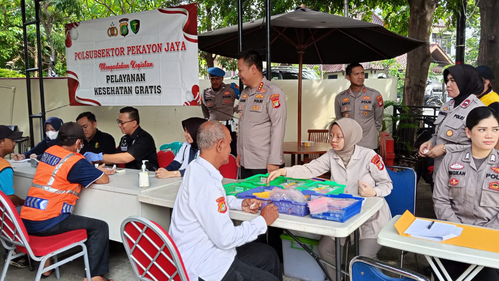 Gelar Bakti Kesehatan Gratis Polsubsektor Pekayon Hadir Kapolres Metro Bekasi Kota