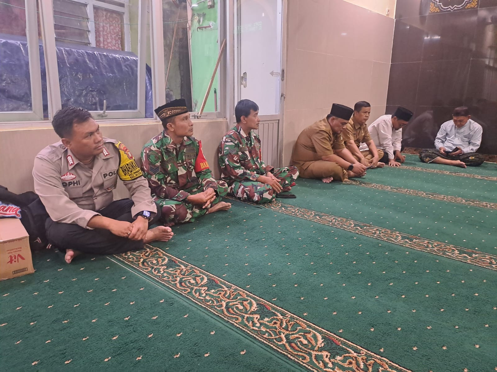 Sinergitas Tiga Pilar Kelurahan Harapan Mulya Diperkuat Melalui Kegiatan Buka Bersama