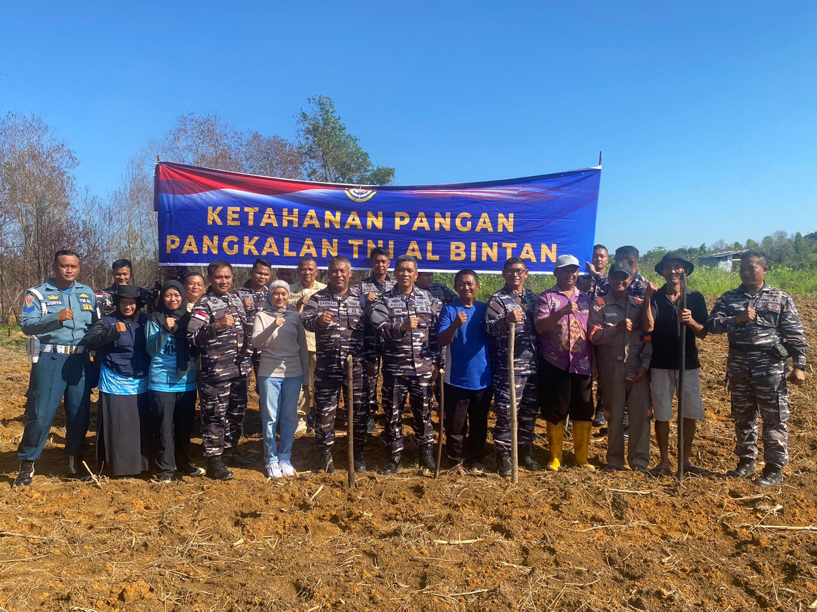 Lanal Bintan Laksanakan Program Ketahanan Pangan Dengan Menanam Bibit Sorgum