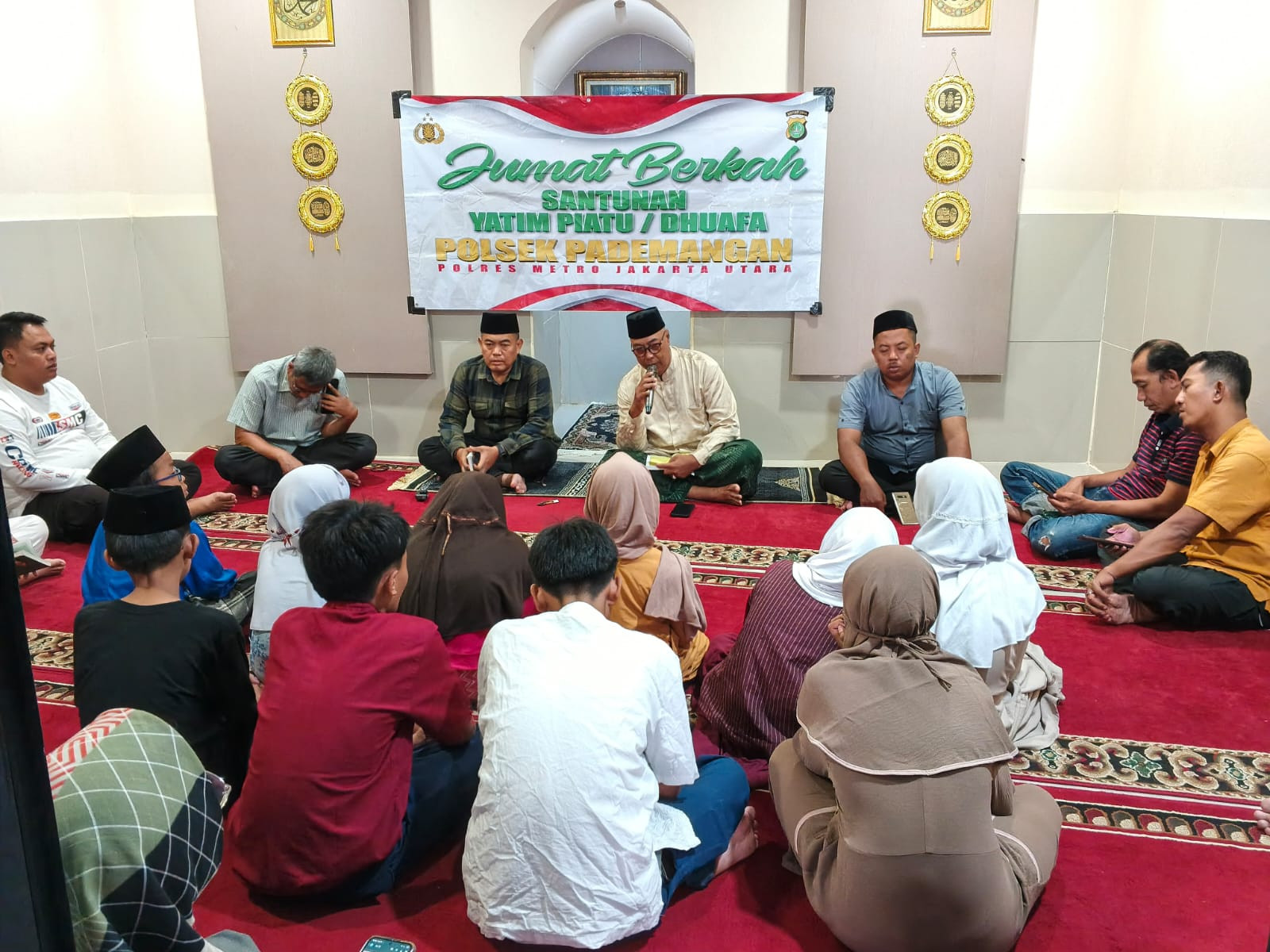 Polsek Pademangan Gelar Jumat Berkah, Santuni Anak Yatim dan Dhuafa