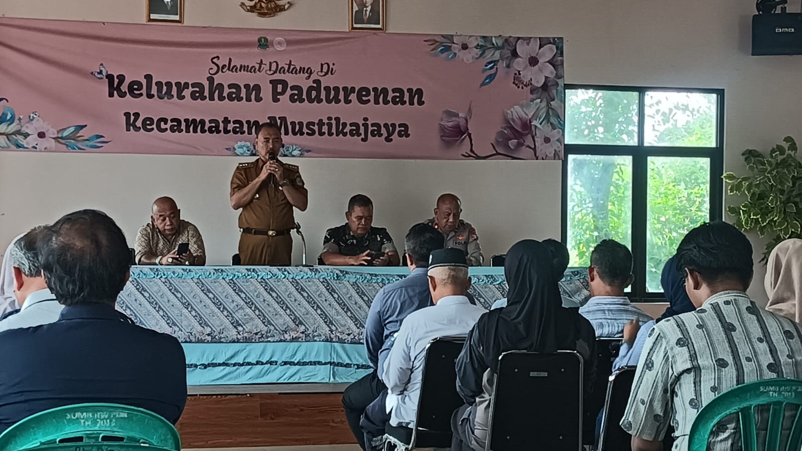 Kapolsek Bantar Gebang Hadiri Kegiatan Pengumpulan Dana Sosial Bagi Korban Banjir Sumatra dan Aceh