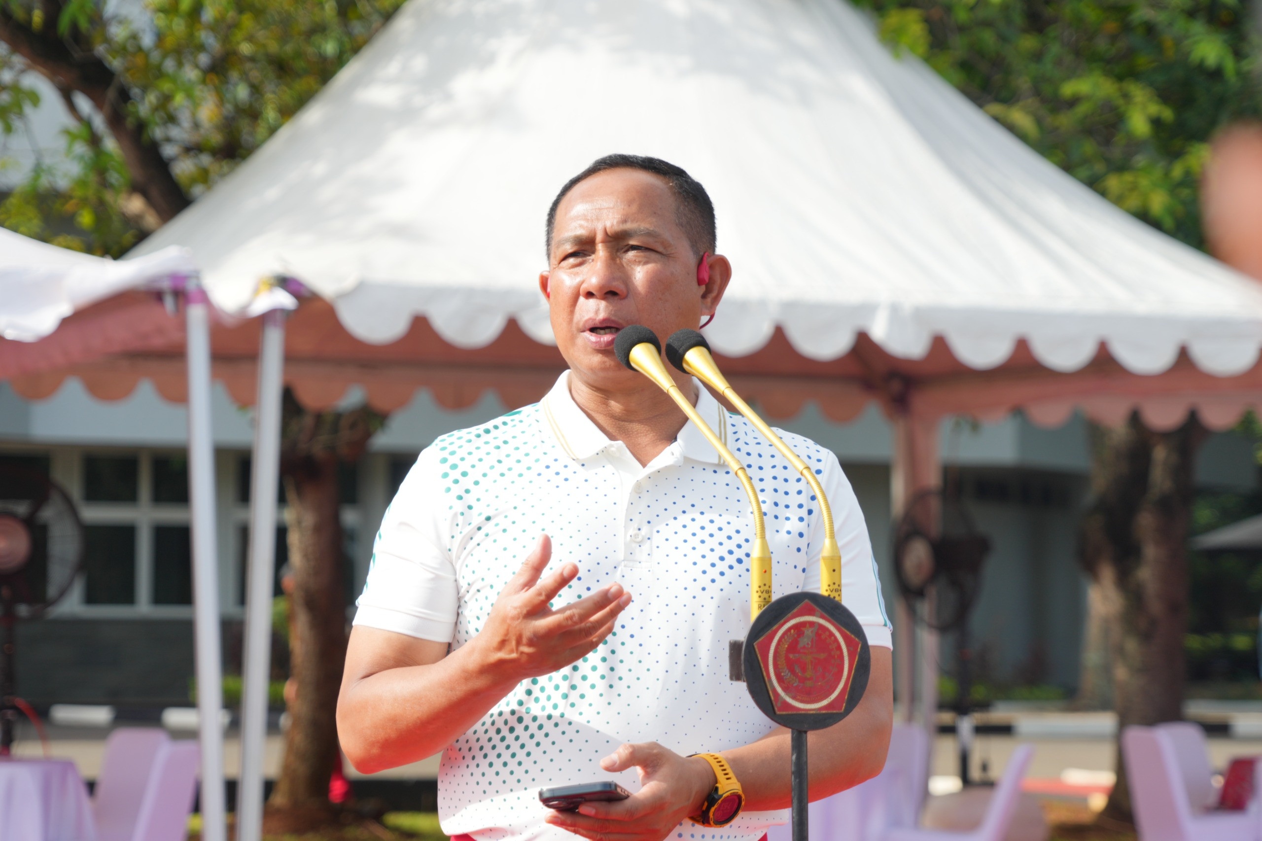 Olahraga Bersama, Panglima TNI Ajak Prajurit dan PNS TNI Jalani Pola Hidup Sehat