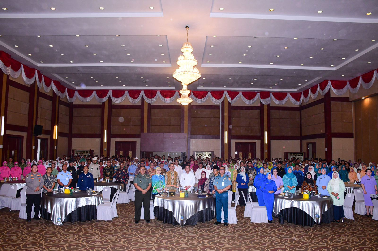 Ketua Cabang 5 Daerah Kodaeral IV Lanal Bintan Hadiri WAAW 2025 di Tanjungpinang, Kampanye Global Antimikroba Terbesar di Indonesia