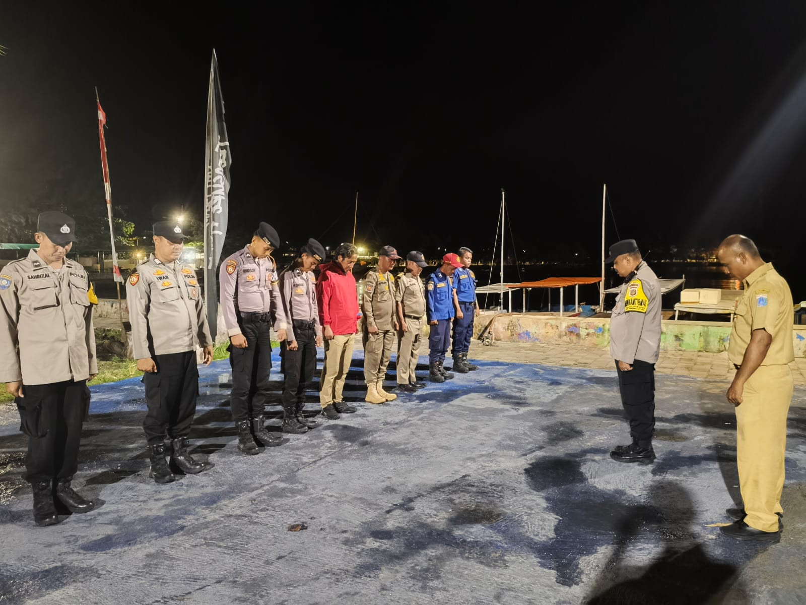 Patroli Malam Gabungan di Kepulauan Seribu Utara, Polisi Sambangi Warga Jaga Rasa Aman Jelang Nataru