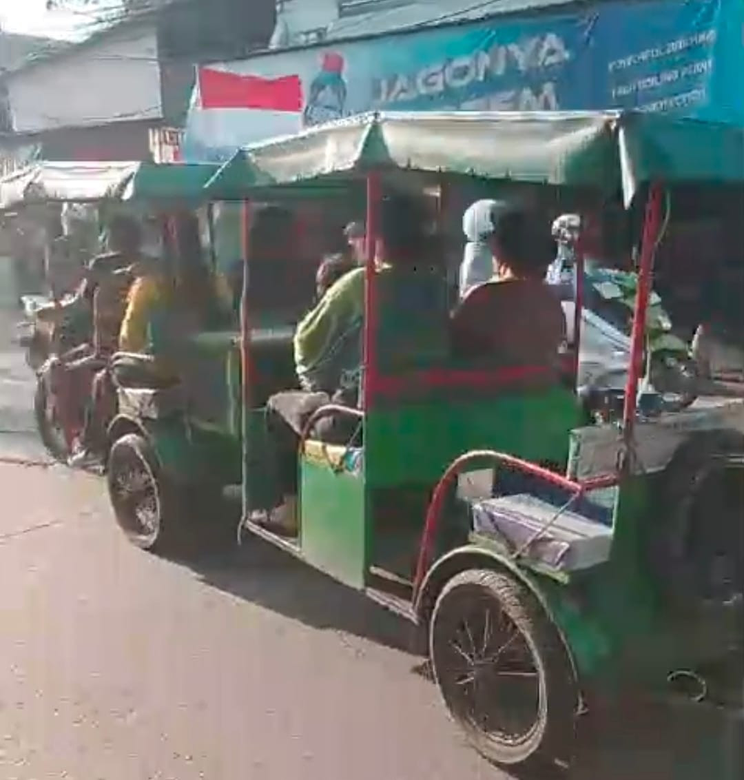 Odong-Odong di Jalan Raya Cilincing Jadi Sorotan, Dinilai Ganggu Lalu Lintas dan Berisiko Tinggi