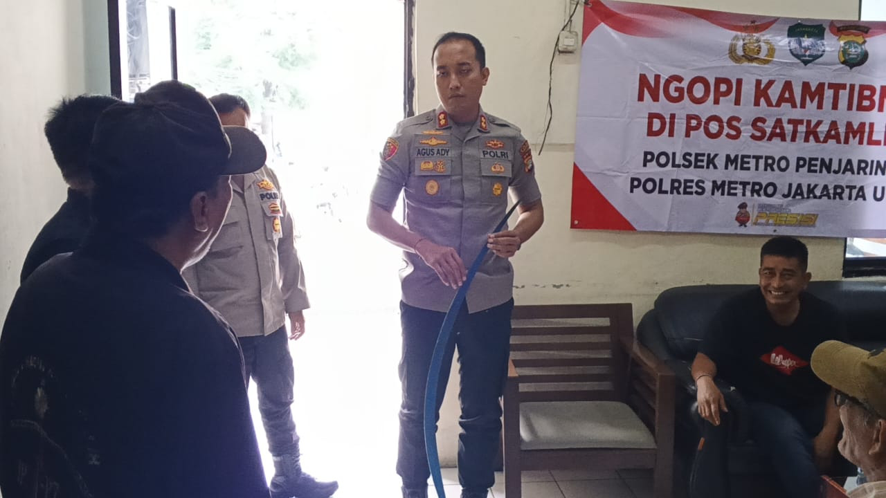 Ngopi Kamtibmas di RW 08 Kelurahan Pejagalan, Wujud Kedekatan Polisi dengan Warga