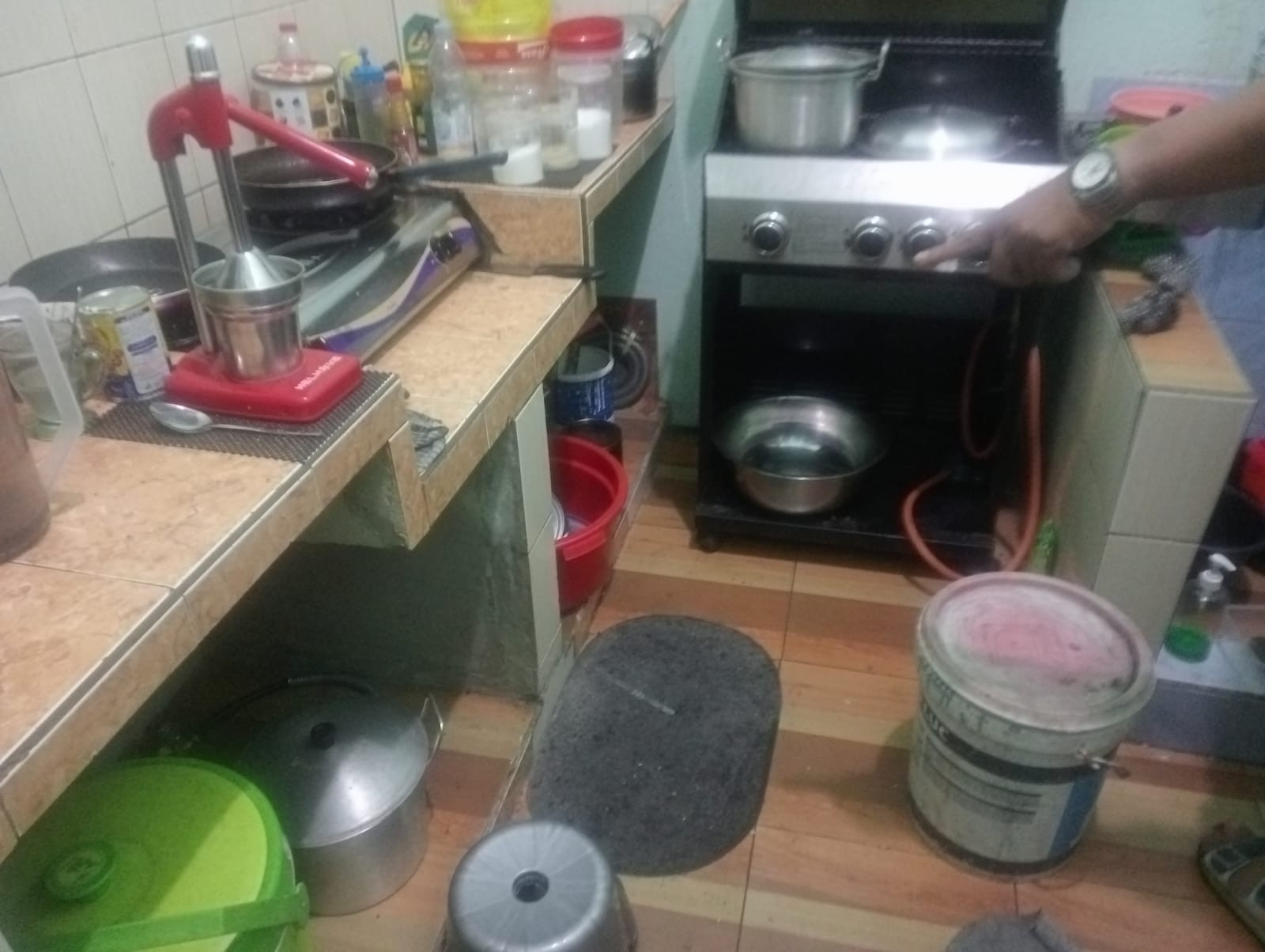 Viral di Instagram, Polisi Cek TKP Pencurian Toko Sate Taichan di Koja