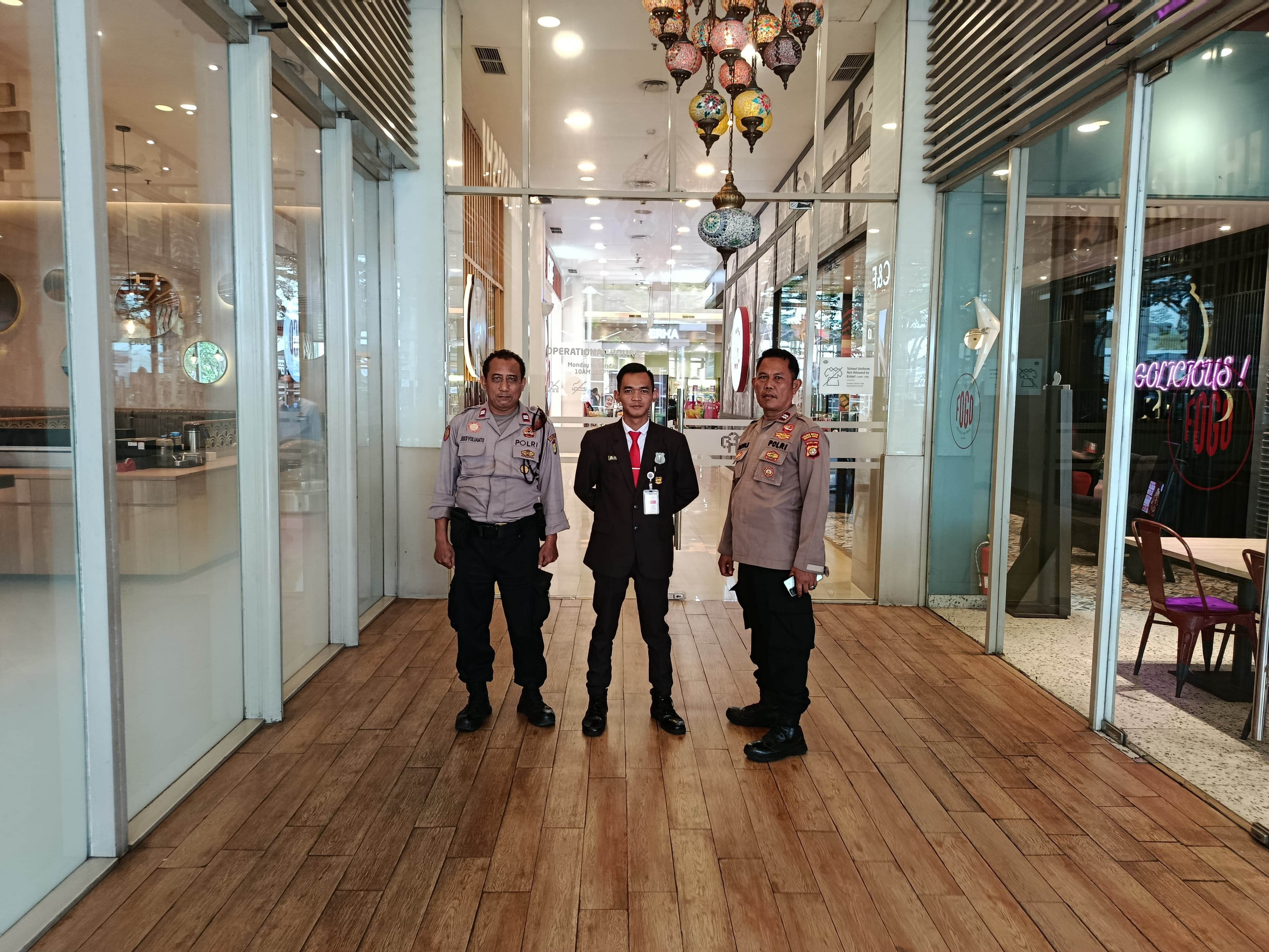 Polsek Bekasi Selatan Tingkatkan Pelayanan Publik Melalui Patroli Samapta Siang Hari