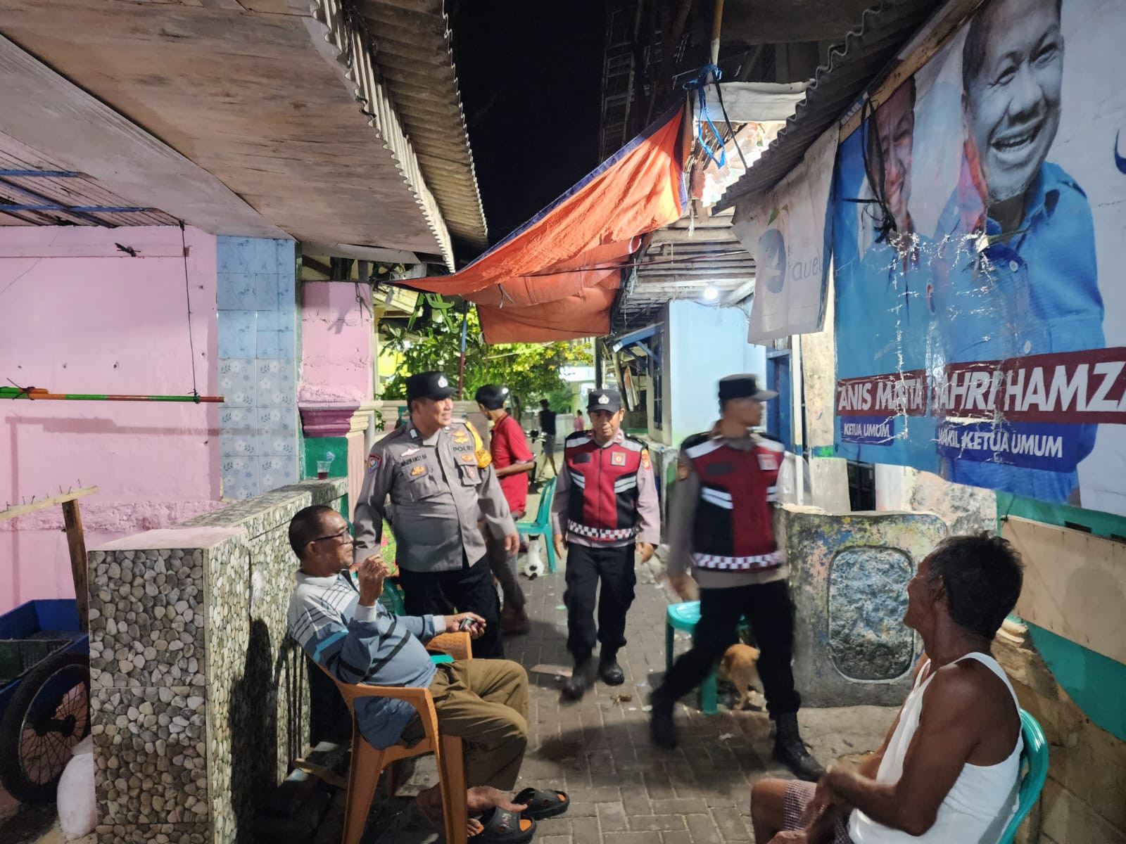 Jakarta On The Spot, Polsek Kepulauan Seribu Utara Sosialisasikan Layanan Polisi 110 kepada Warga