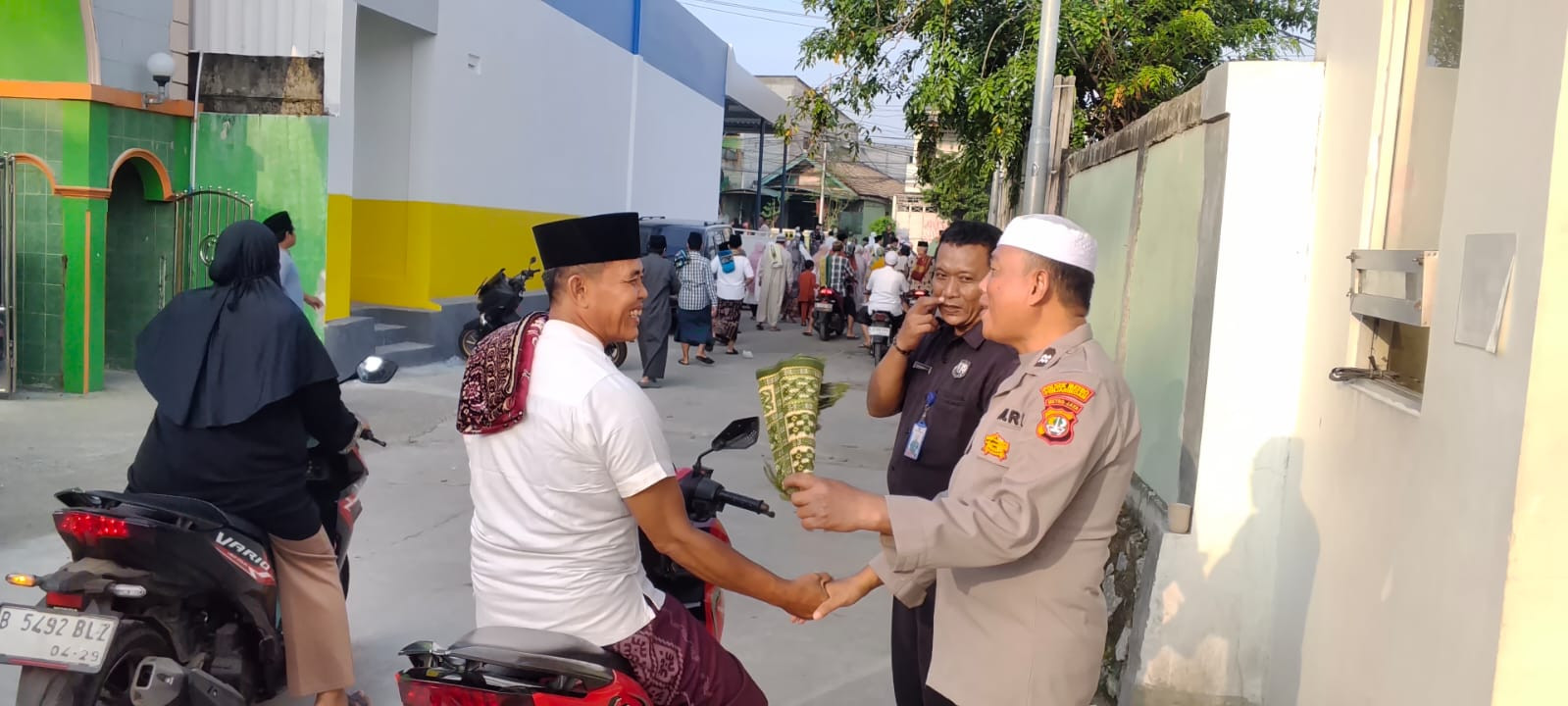 Ribuan Jamaah Padati Sholat Idul Adha 1447 H di Penjaringan, Polisi Pastikan Ibadah Berjalan Aman dan Kondusif
