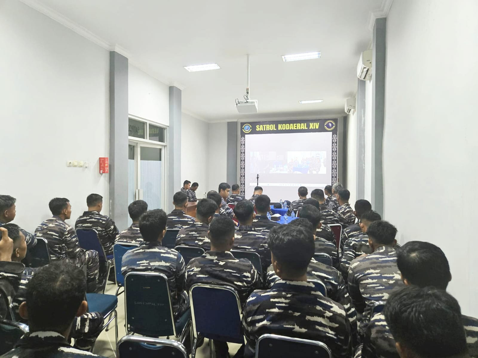 Tatap Muka Virtual Komandan Kodaeral X Dengan Prajurit Jalasena Satrol Kodaeral X di Daerah Operasi