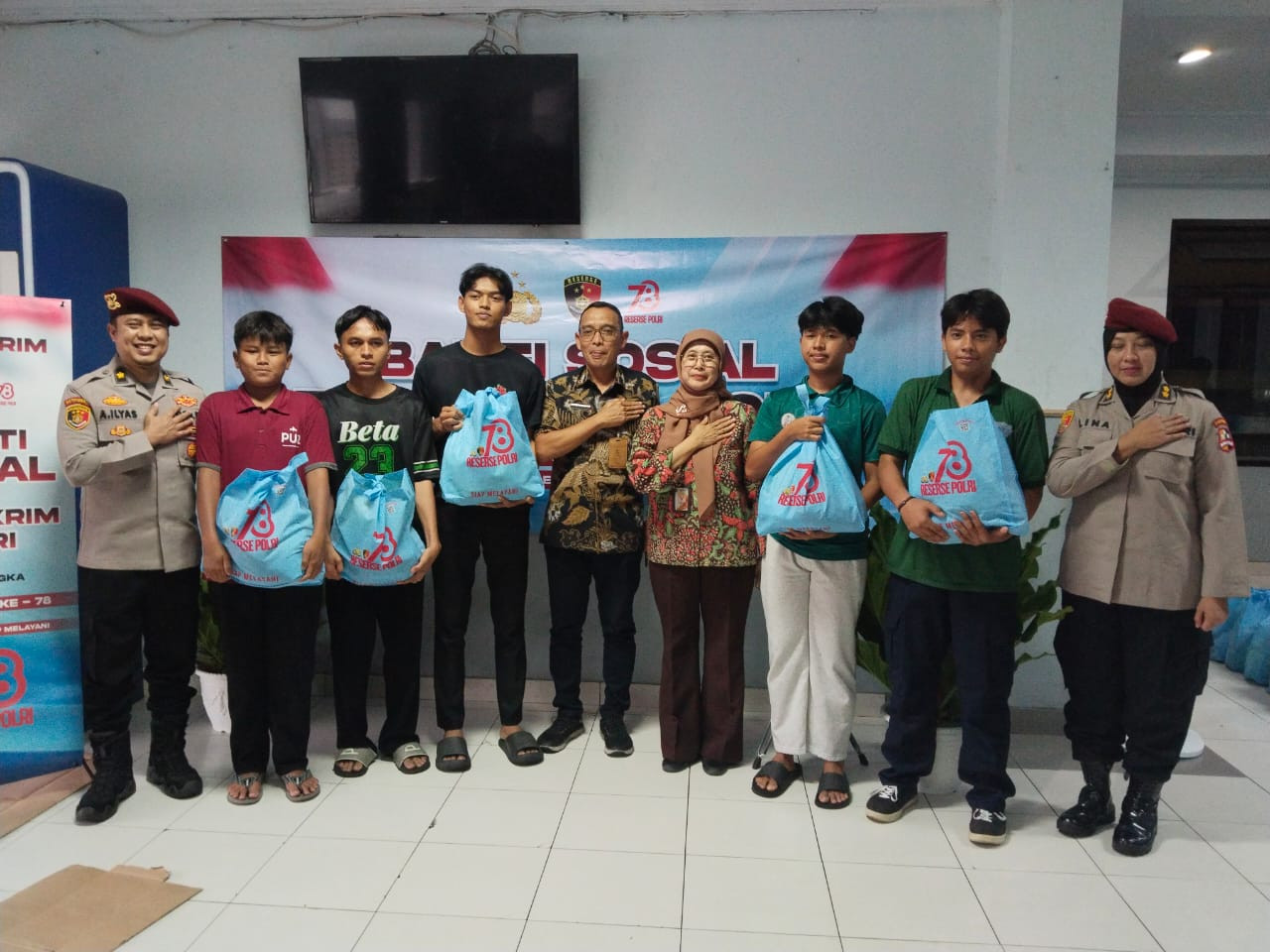 Bareskrim Polri Gelar Bakti Sosial di Panti Asuhan Putra Utama 2 Jakarta Utara dalam Rangka HUT ke-78