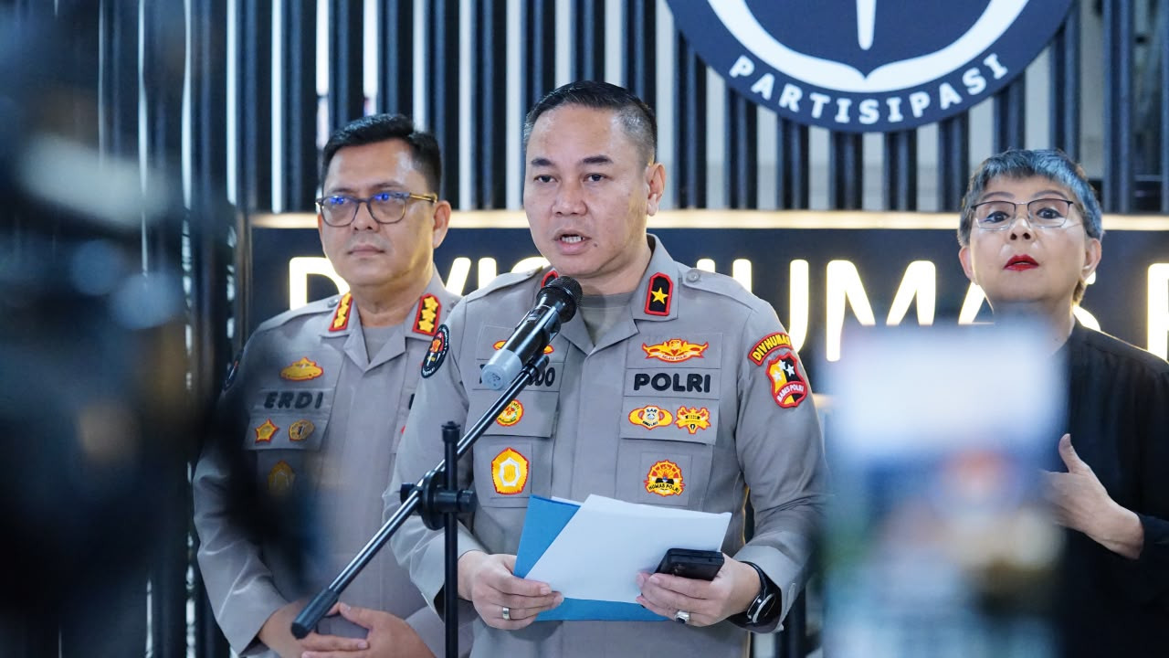 Polri Kirim Bantuan Logistik dan Oksigen untuk Dukung Penanganan Karhutla di Sejumlah Wilayah