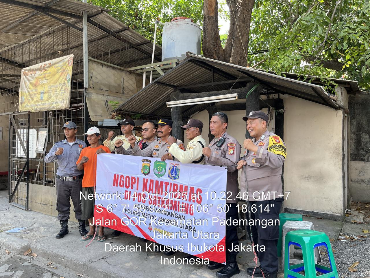 Bangun Keakraban Lewat “Ngopi Kamtibmas”, Polsek Pademangan Ajak Warga Aktif Jaga Jakarta dan Jaga Lingkungan