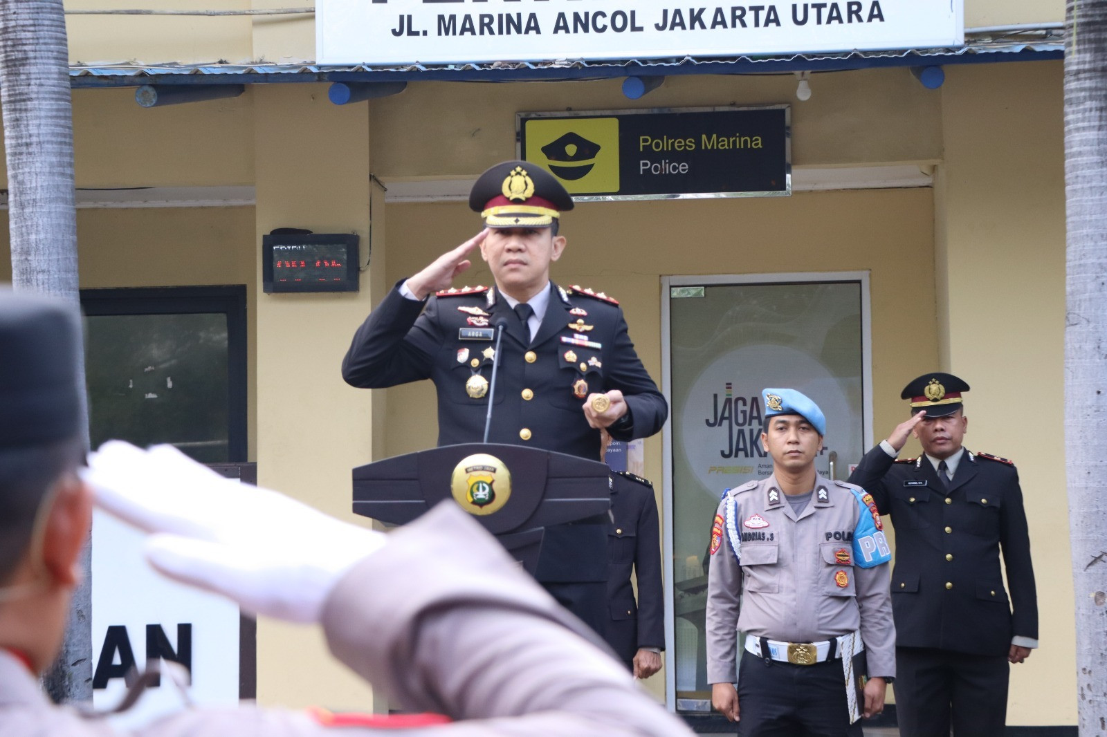 Kapolres Kepulauan Seribu Pimpin Upacara Hari Lahir Pancasila 2026, Teguhkan Semangat Persatuan dan Pengabdian