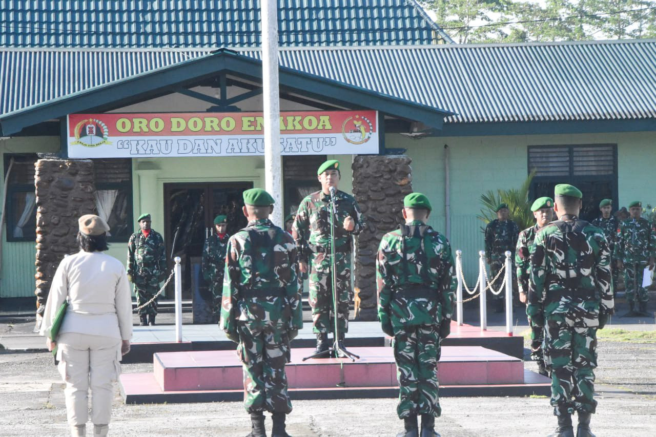 Dandim 1710/Mimika Pimpin Upacara 17-an, Tekankan Kewaspadaan dan Sampaikan Amanat Kasad