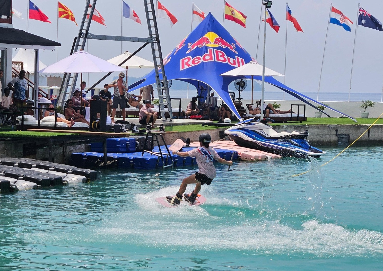 Kapolres Kepulauan Seribu Pimpin Pengamanan “International Wakeboard Contest 2025” di Pulau Niti