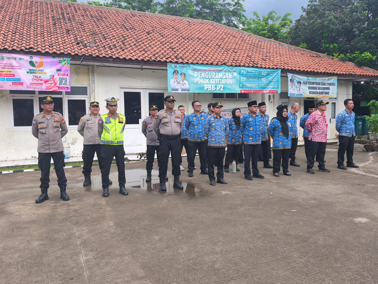 Kapolsek Bekasi Barat Bersama Tiga Pilar Pimpin Apel Gabungan Pengamanan Natal 2025 dan Tahun Baru 2026