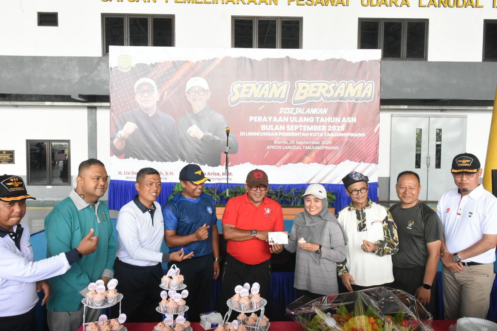 Danlanal Bintan Hadiri Acara Olahraga Bersama dan Ulang Tahun ASN Tahun 2025