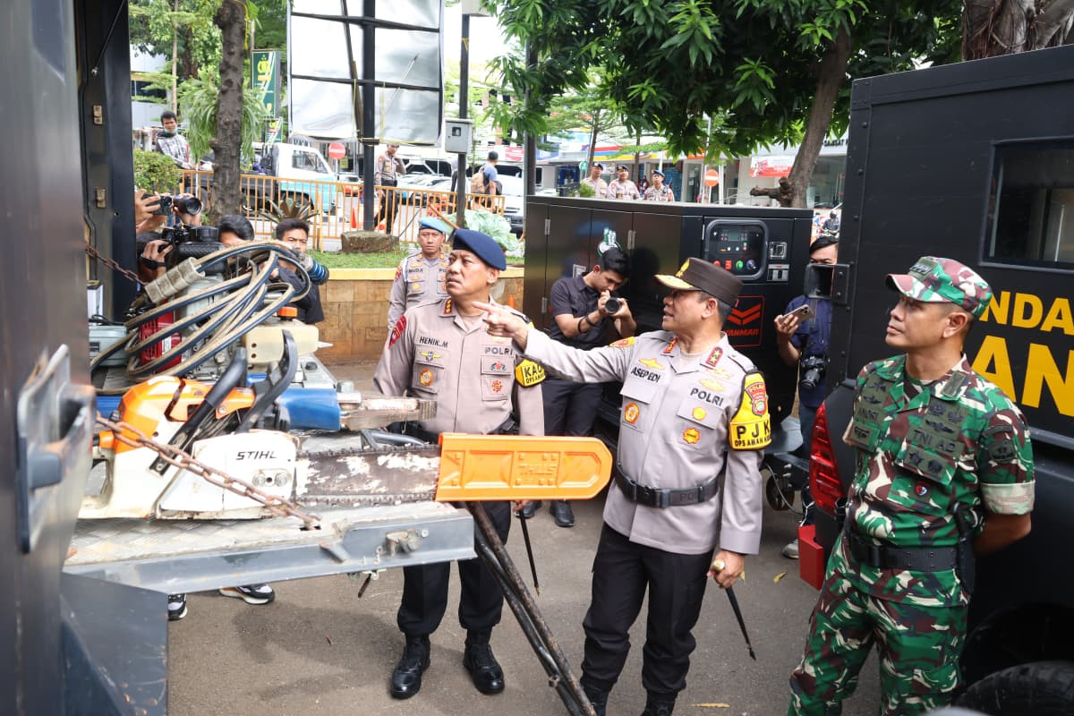 Pimpin Apel Kesiapsiagaan Bencana, Kapolda Metro Jaya: Personel Harus Tanggap, Cepat, Responsif, Dan Humanis