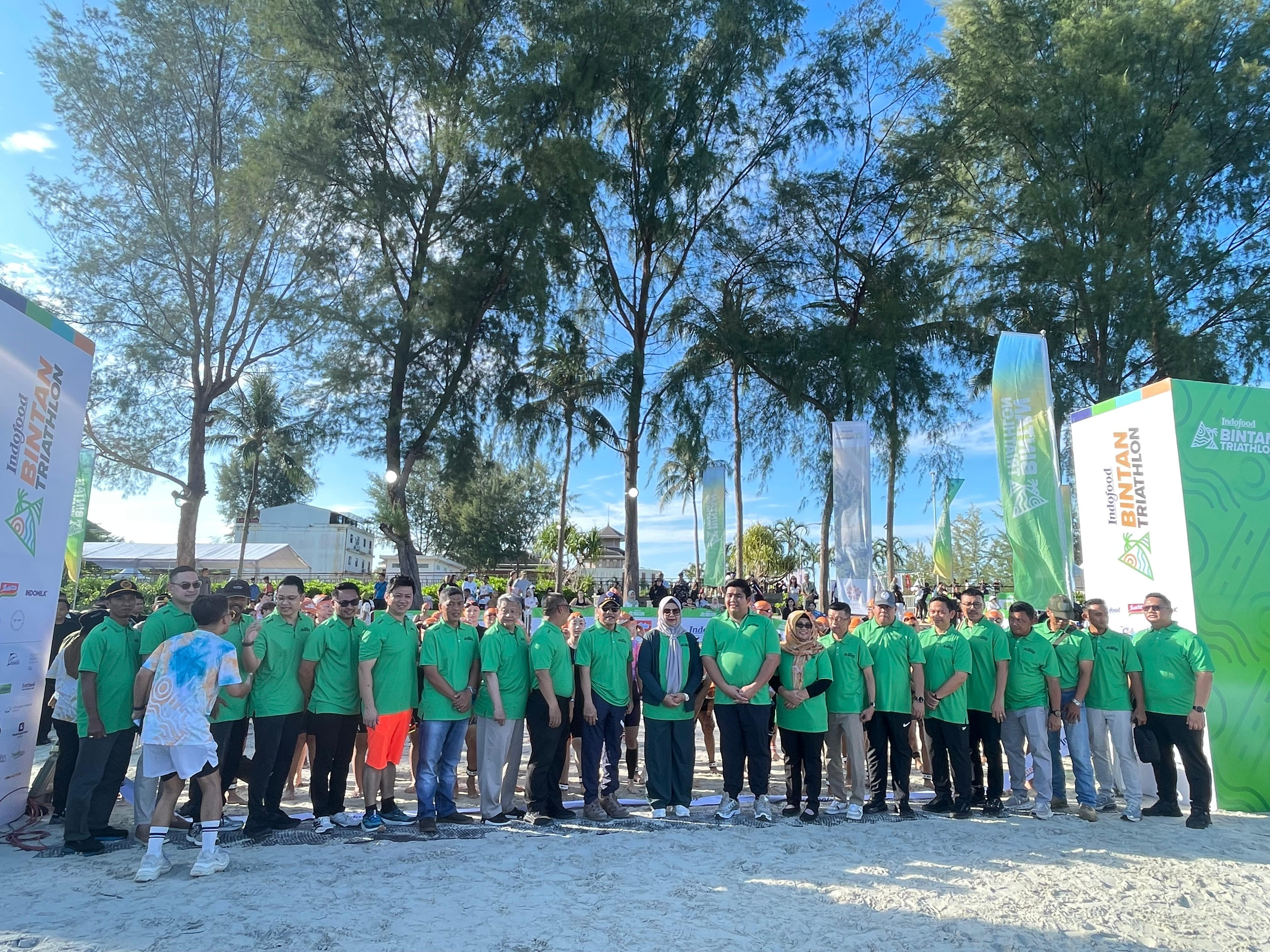 Danlanal Bintan Hadiri Indofood Bintan Triathlon