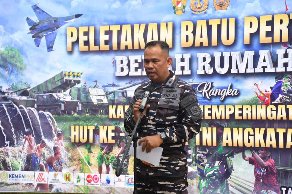 Karya Bakti TNI, Lanal Banjarmasin Gelar Peletakan Batu Pertama Bedah Rumah