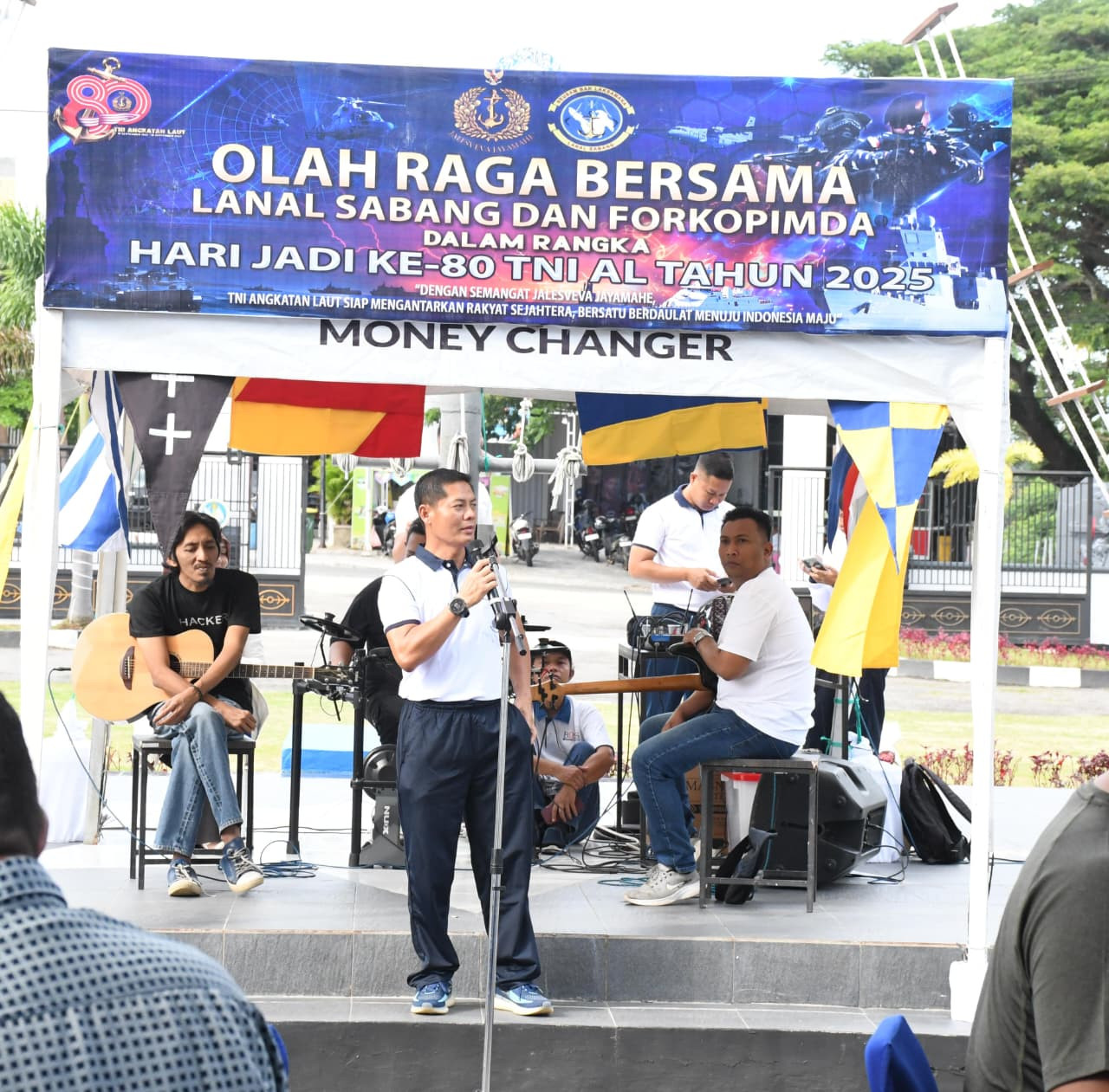 Rayakan HUT Ke-80 TNI AL, Lanal Sabang Gelar Olahraga Bersama Forkompimda
