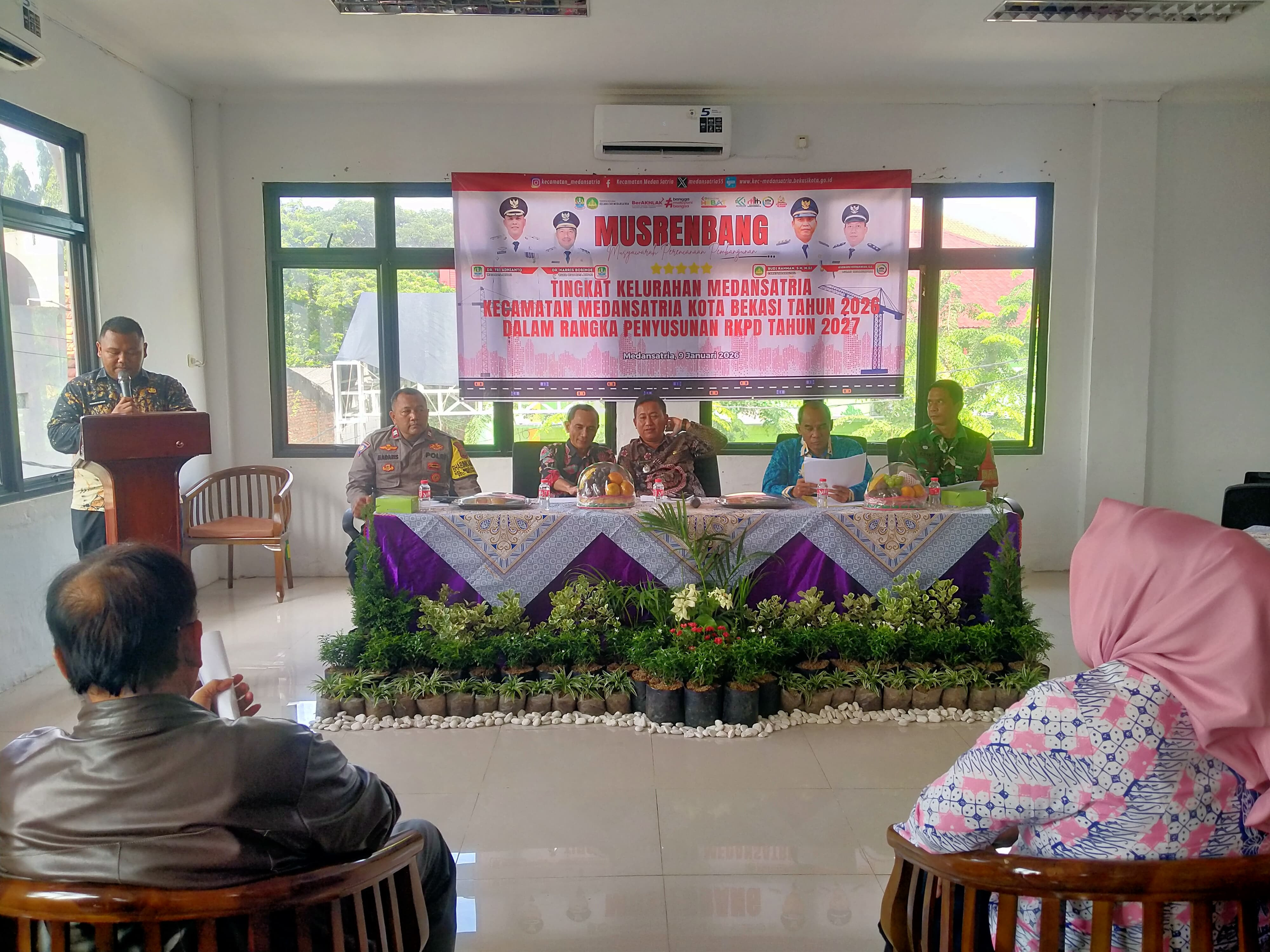Polsek Medan Satria Dukung Perencanaan Pembangunan Daerah Lewat Pengamanan Musrenbang Kelurahan