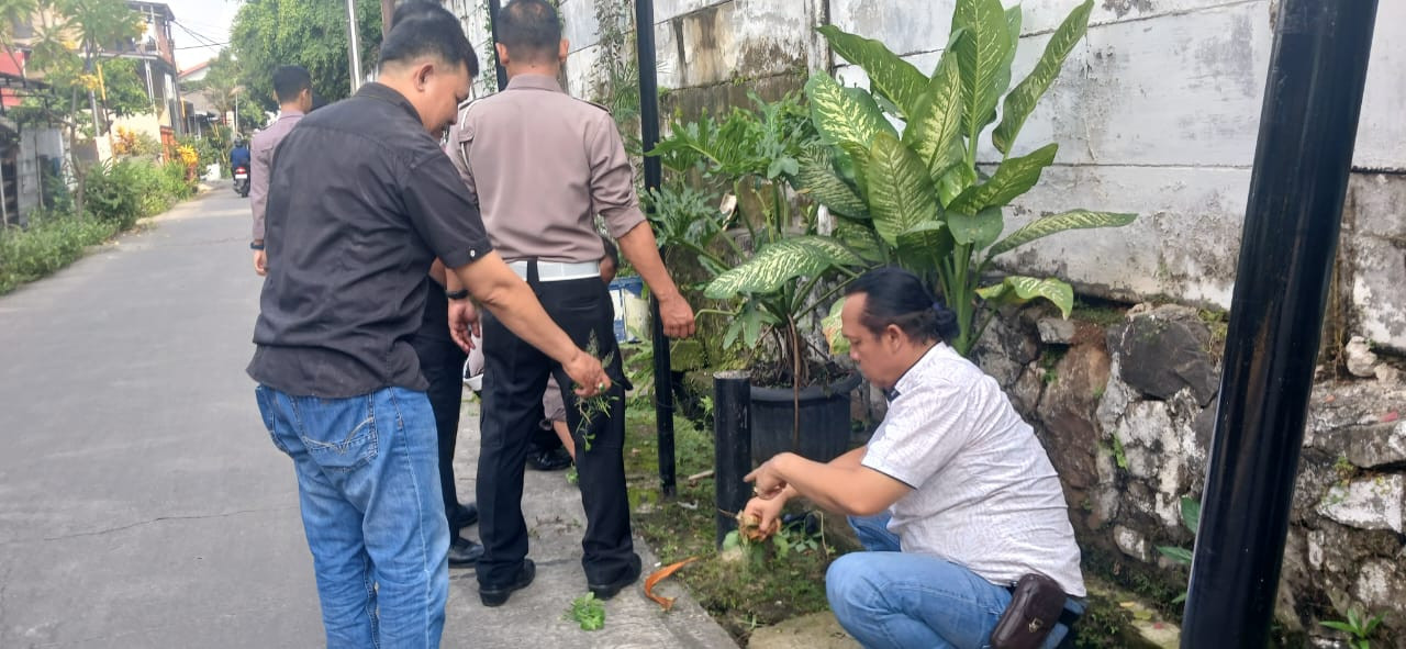 Bakti Religi Polsek Bekasi Barat di Masjid Asy Syuhada Kranji