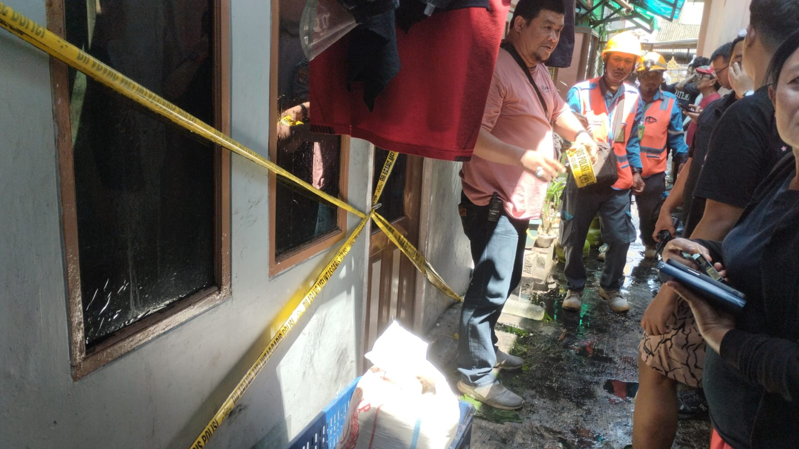 Kebakaran di Koja Diduga Selang Gas Bocor, Satu Orang Alami Luka Bakar