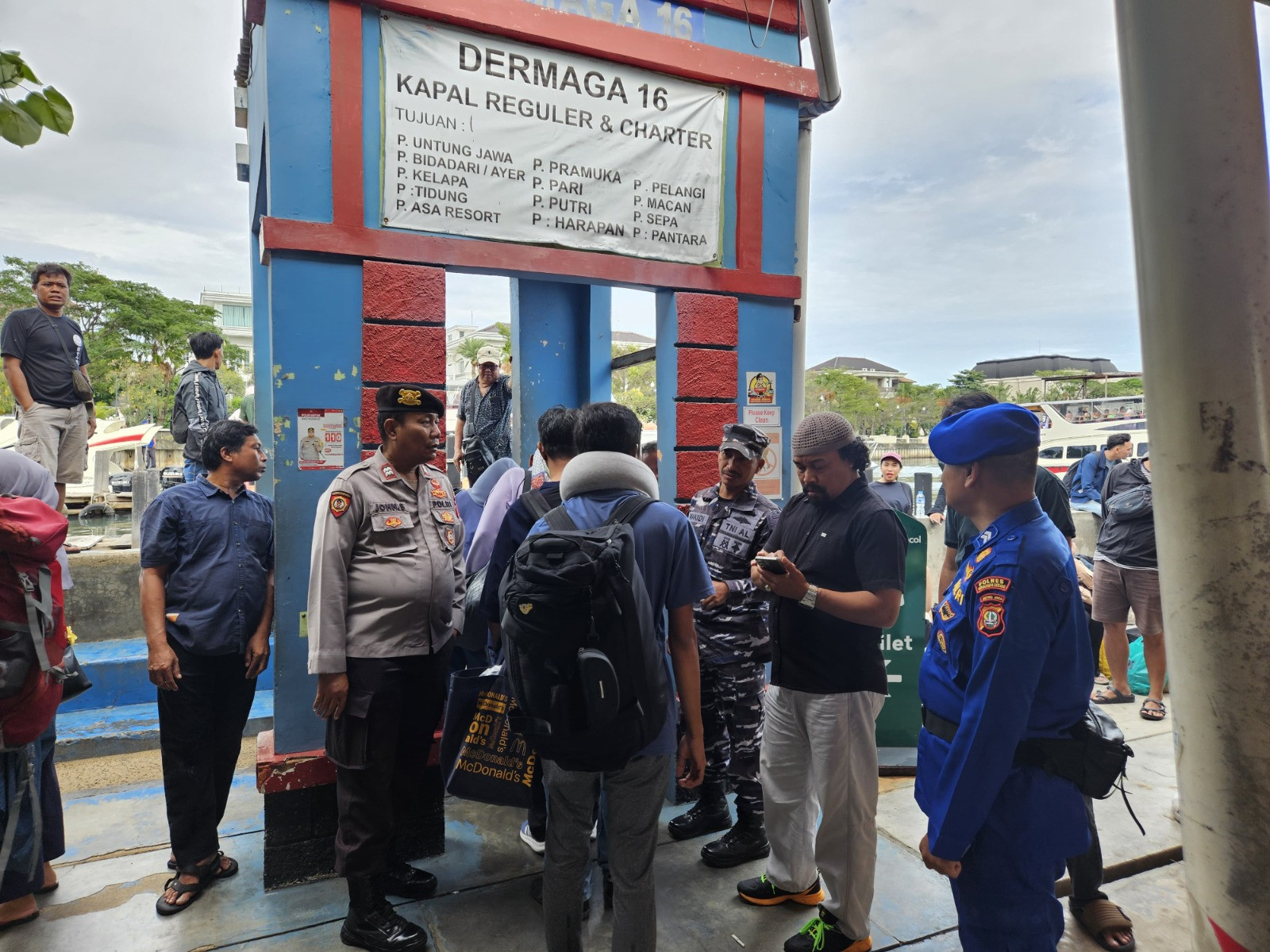 Polres Kepulauan Seribu, TNI, dan Instansi Terkait Amankan Keberangkatan Wisatawan di Marina Ancol