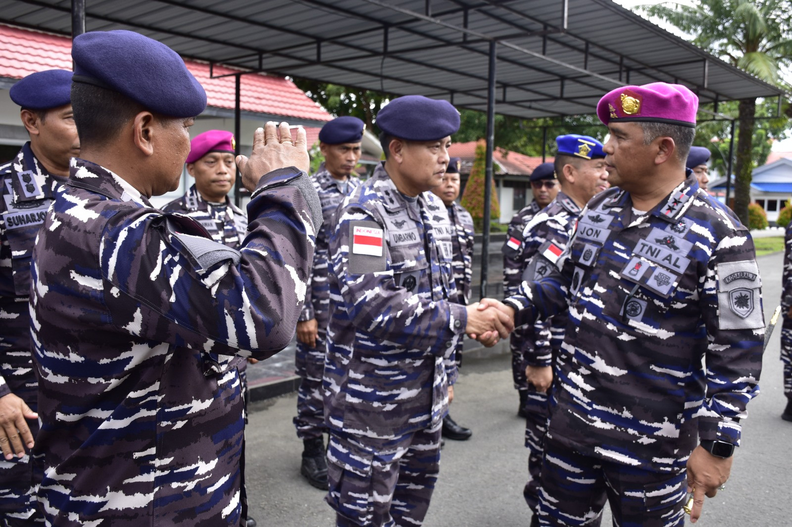 Kodaeral X TNI AL Gelar Apel Khusus, Dankodaeral X Tegaskan Tidak Ada Aktivitas Ilegal di Wilayah Laut