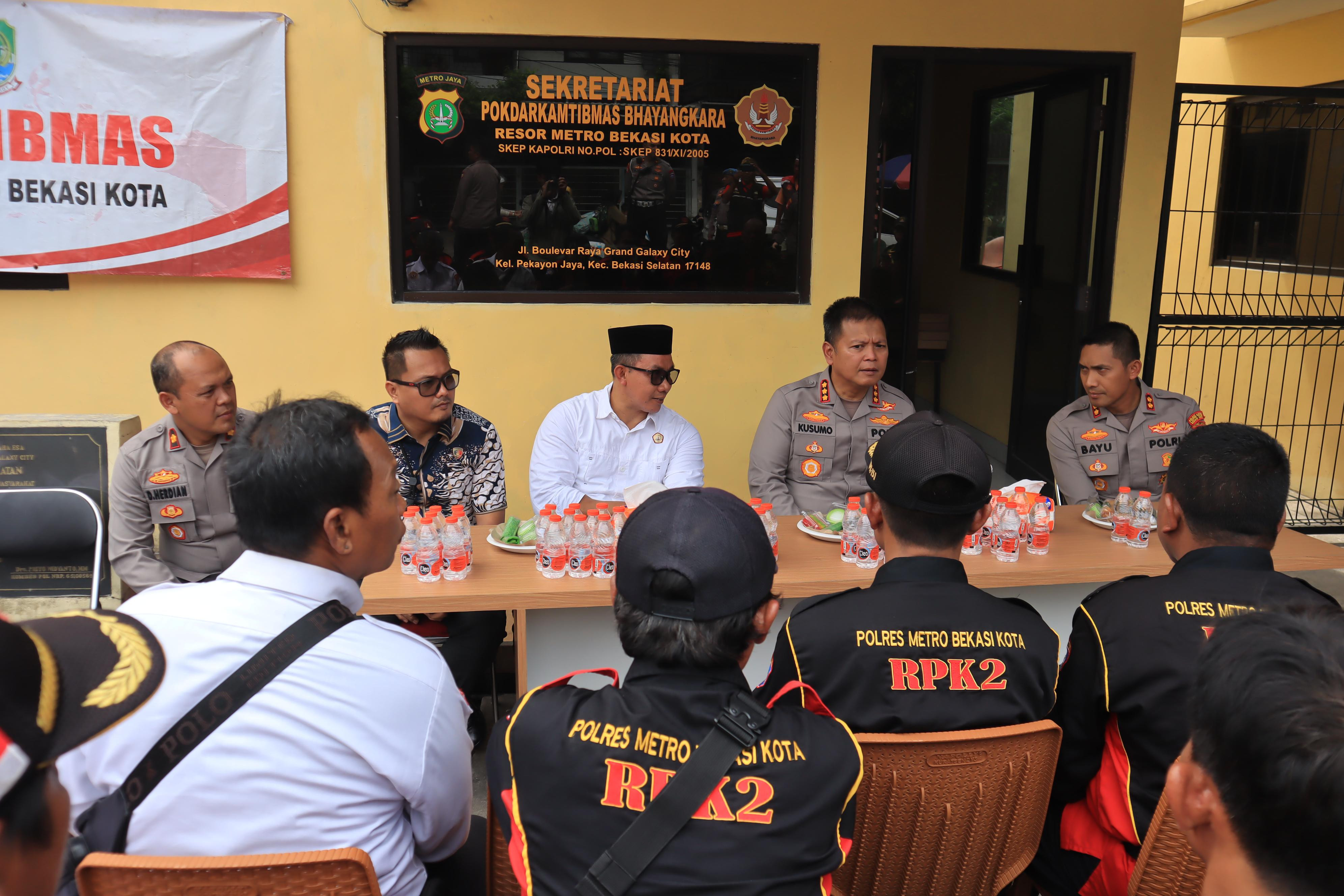 Ngopi Kamtibmas Kapolres Metro Bekasi Kota Bersama Mitra Polri dan Sarapan Pagi Bersama