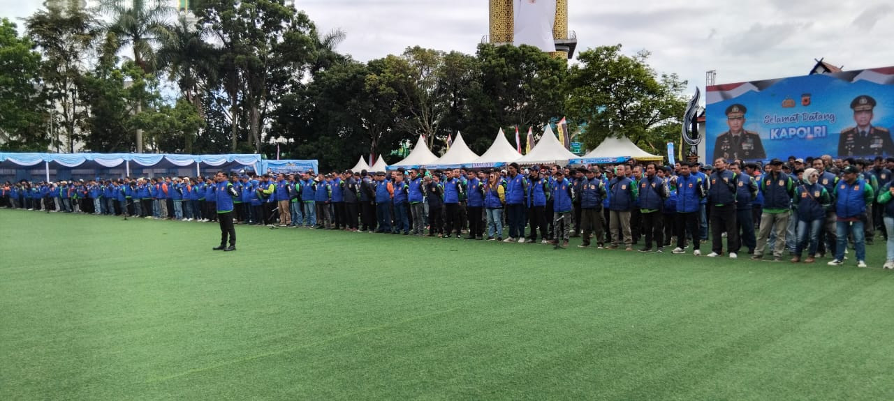 Komandan Lanal Bandung Hadiri Apel Ojol Kamtibmas