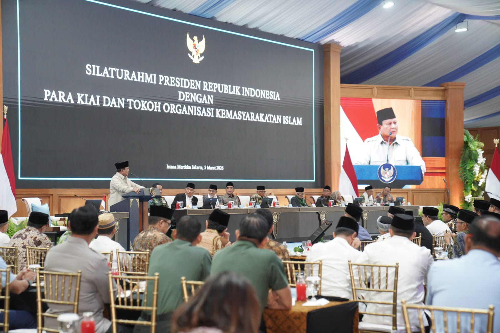 Momen Hangat Prabowo Buka Bersama dengan Ketum MUI hingga Muhammadiyah di Istana Merdeka