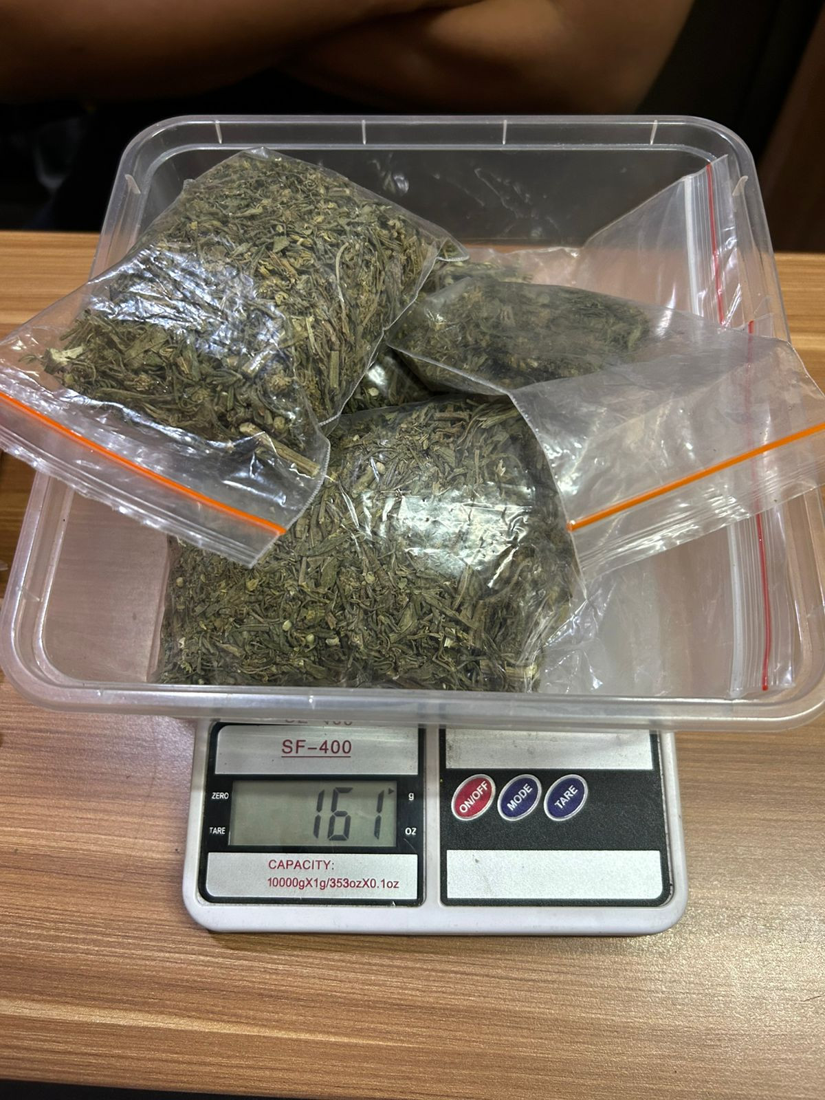 Sat Resnarkoba Polres Metro Bekasi Kota Berhasil Mengamankan 2 Pengedar, Sita Total 1,567 Gram Ganja dan Sabu