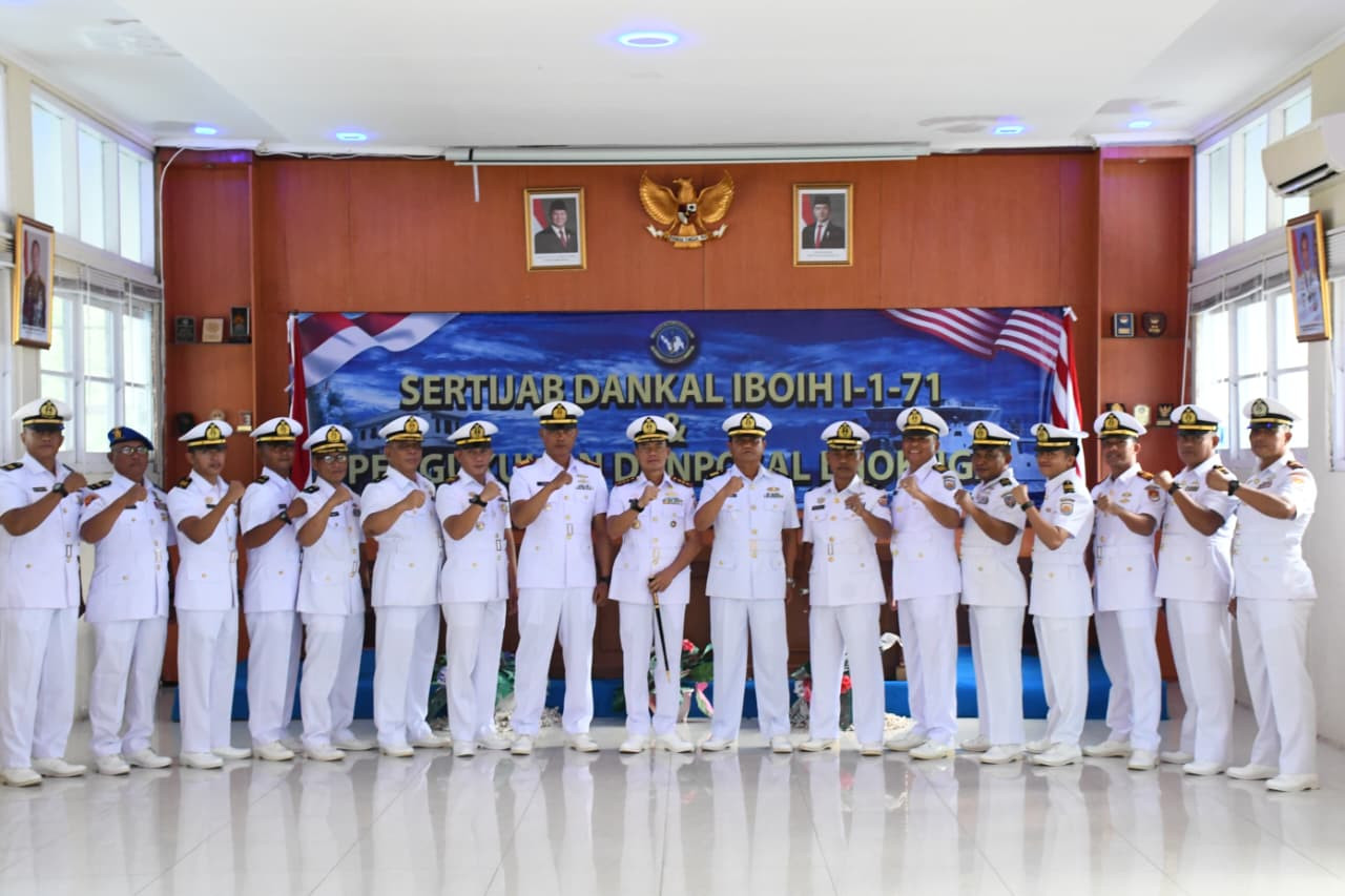 Danlanal Sabang Pimpin Upacara Sertijab Komandan KAL Iboih I-1-71 dan Pengukuhan Komandan Posal Lhoknga