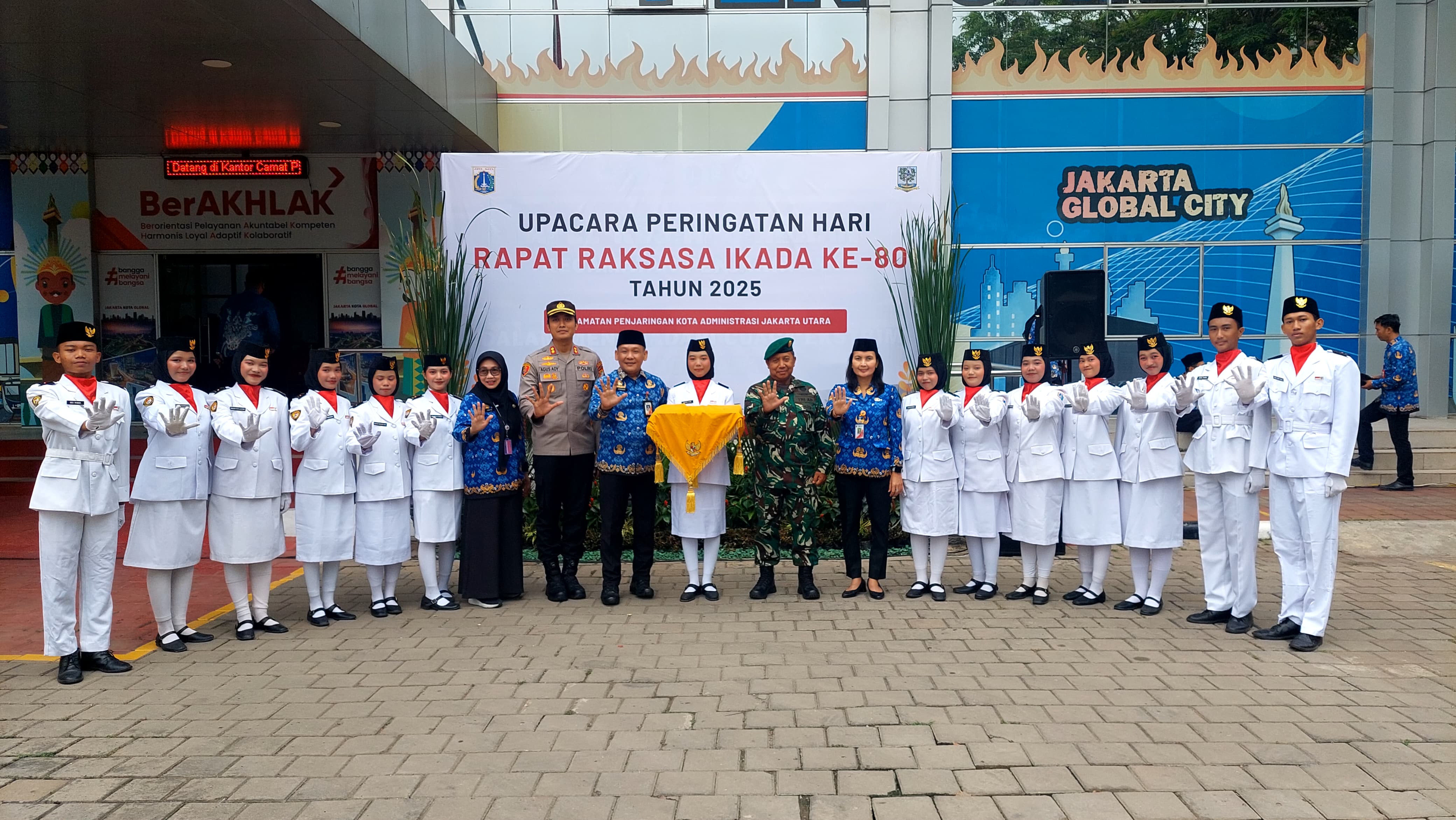 Kapolsek Metro Penjaringan Hadiri Upacara Peringatan 80 Tahun Rapat Raksasa Ikada Digelar di Kecamatan Penjaringan