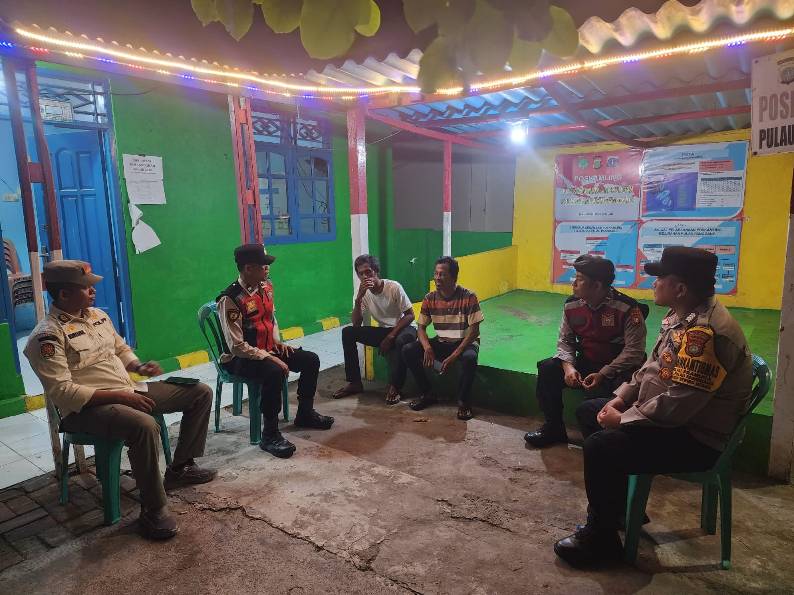 Polsek Kepulauan Seribu Utara Gelar Patroli Gabungan TNI-Polri dan Potmas, Antisipasi Tawuran dan Kejahatan Jalanan