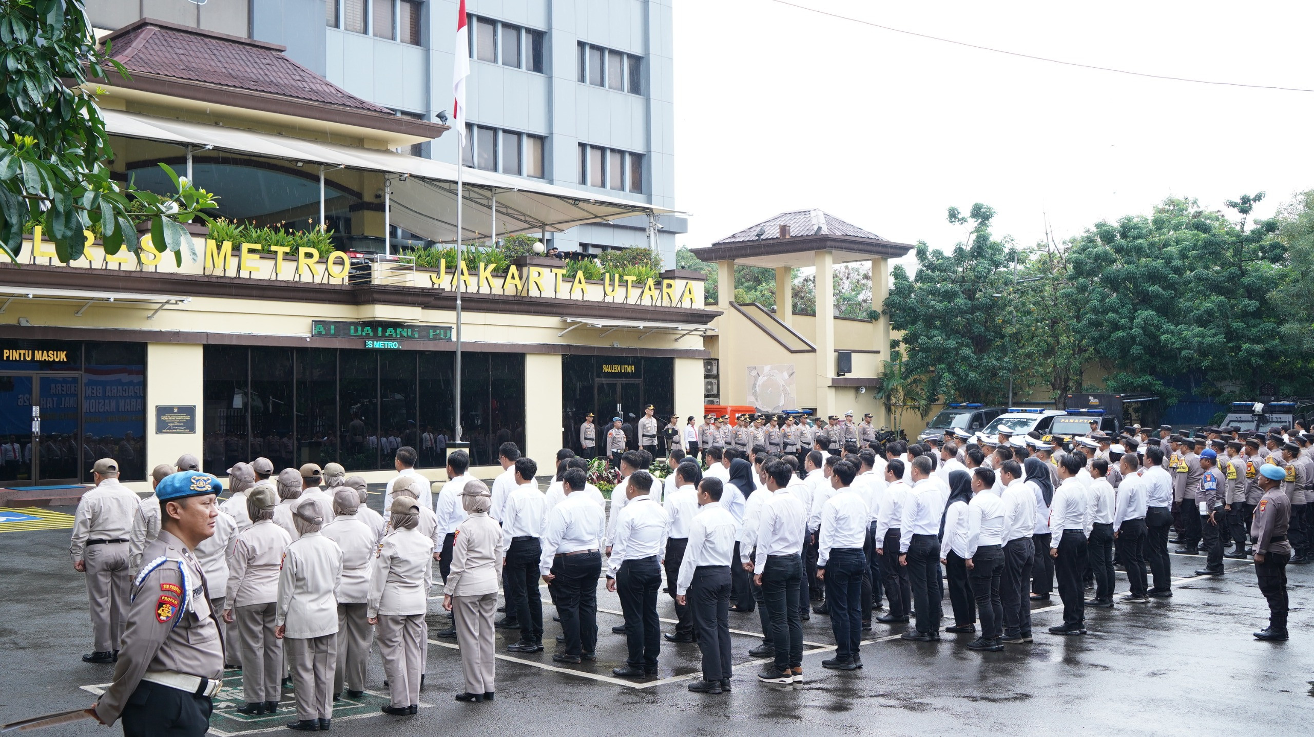 Polres Metro Jakarta Utara Gelar Upacara Hari Kesadaran Nasional 2026, Perkuat Disiplin dan Integritas Personel