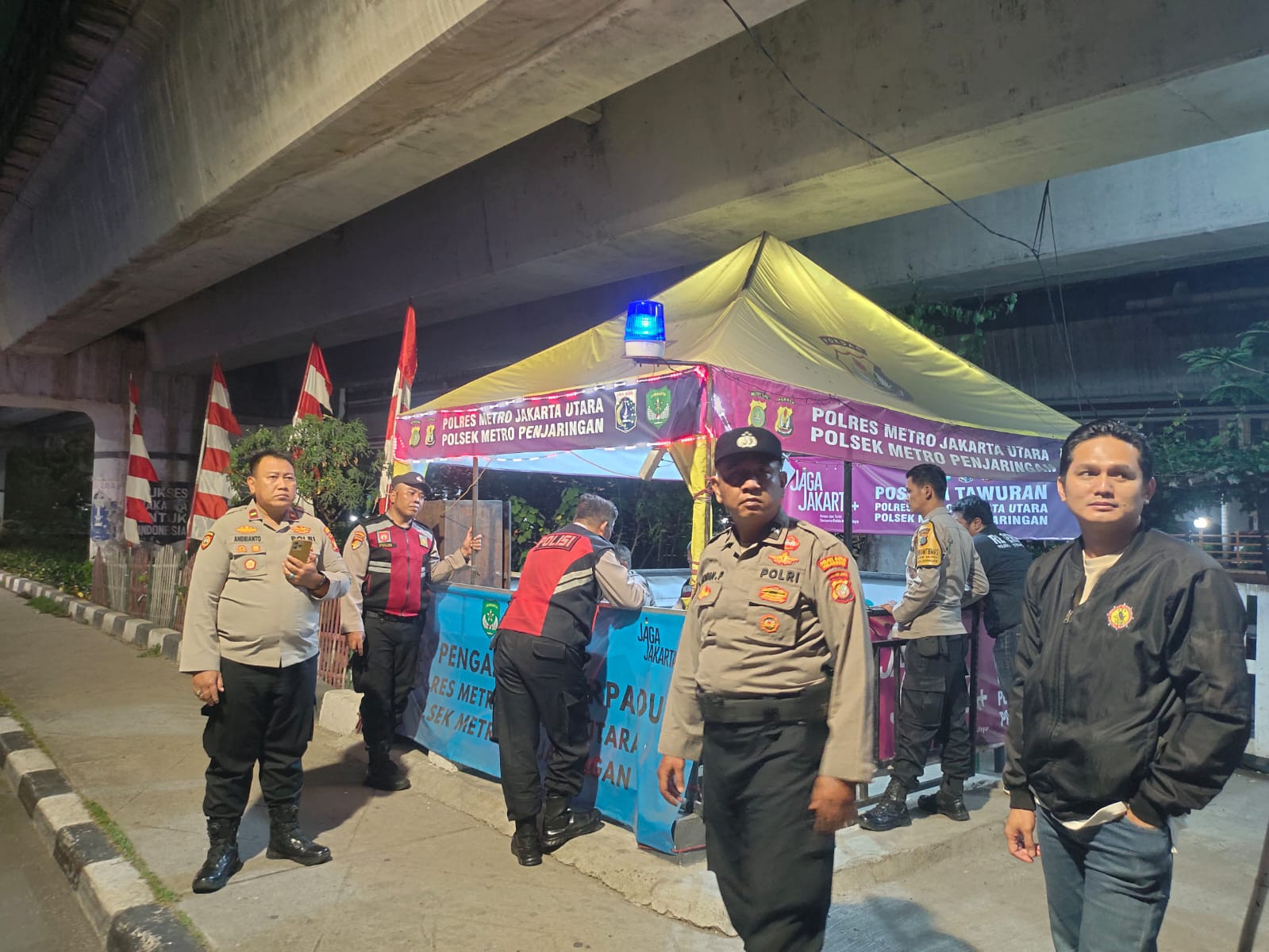 Jaga Jakarta,Jaga Lingkungan: KRYD Polsek Metro Penjaringan Amankan Empat Sepeda Motor Tanpa Dokumen, Antisipasi Tawuran dan Kejahatan Jalanan