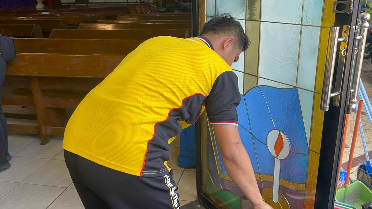 Polsek Koja Gelar Bakti Sosial & Religi di Gereja HKBP : Wujud Sinergi  Polri dengan Masyarakat Sambut Natal dan Tahun Baru