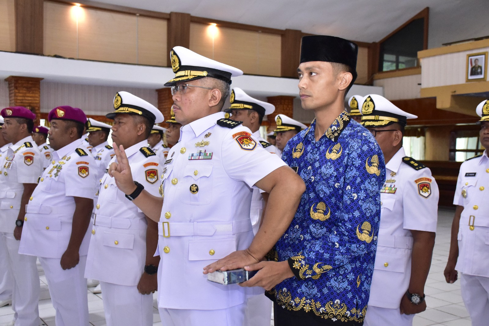 Dankodaeral X TNI AL Pimpin  Penyerahan dan Pengukuhan Jabatan Strategis di Lingkungan Kodaeral X