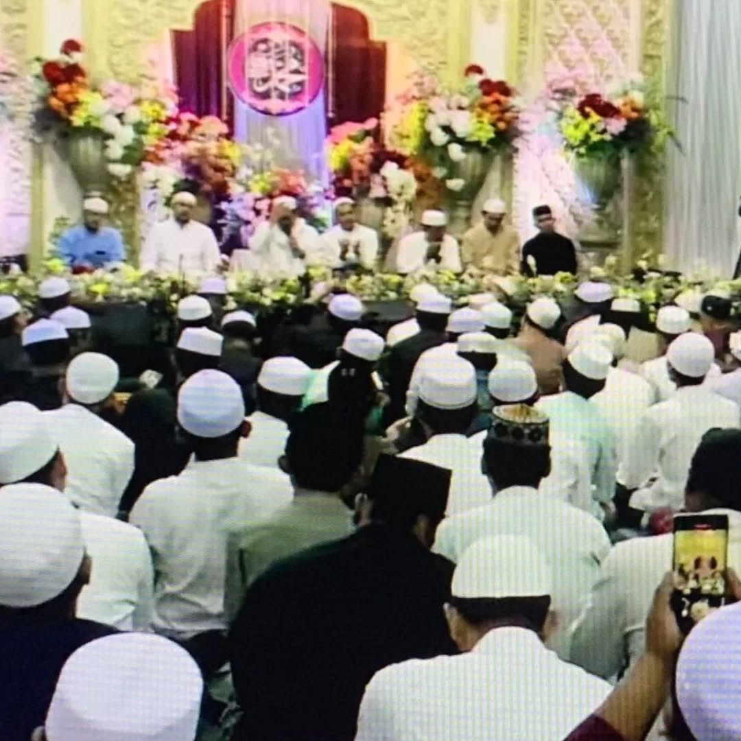 Maulid Akbar di Bekasi Selatan, Ribuan Jamaah Padati YPI Daarut Taqwa