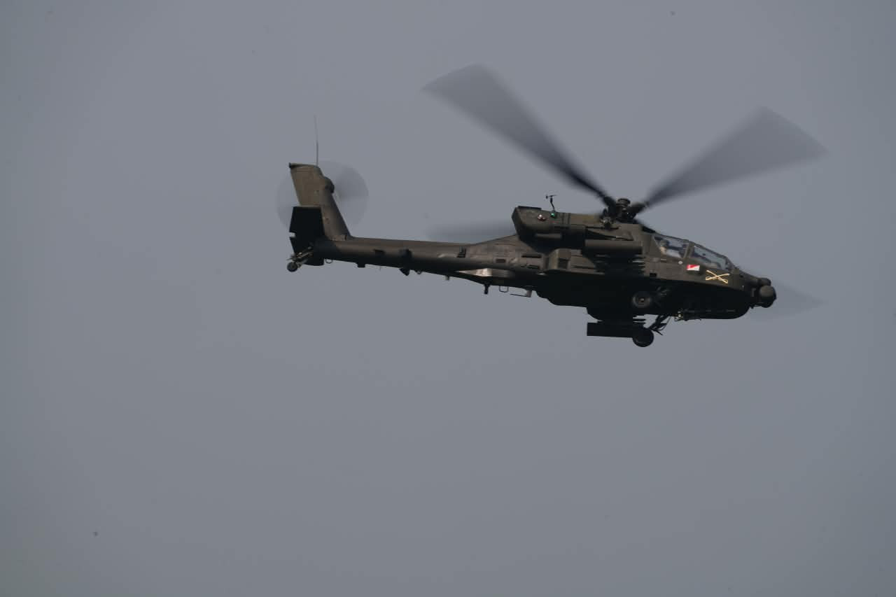 Misi Close Air Support AH-64 Apache Warnai SGS 2026