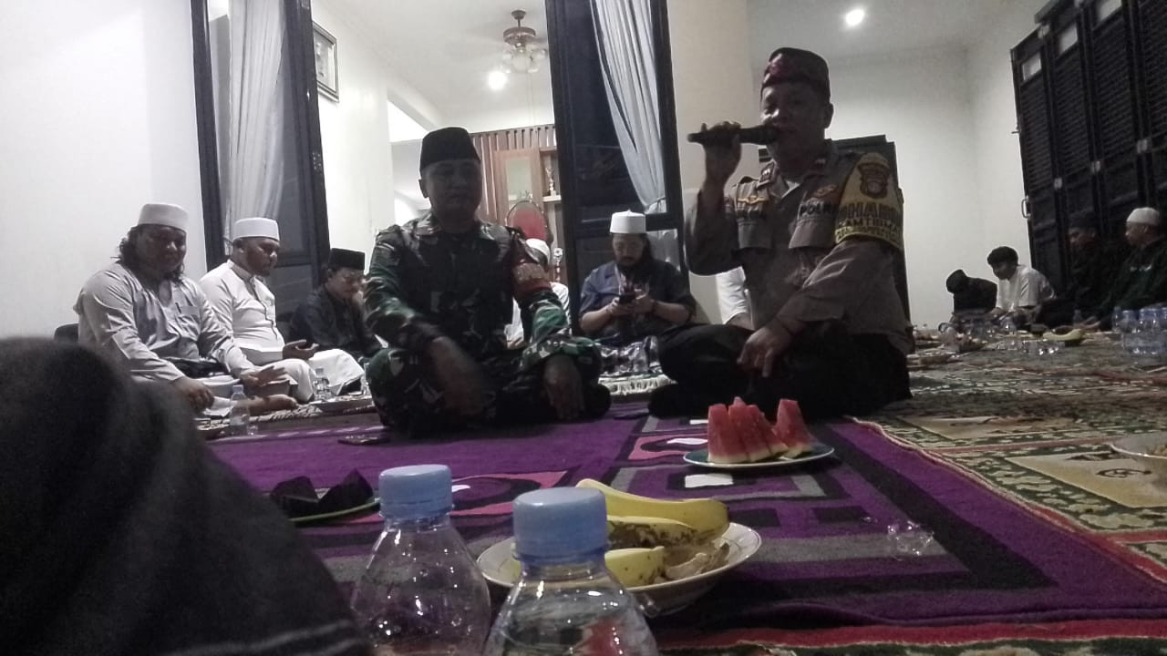 Wujudkan Rasa Aman, Personel Polsek Rawa Lumbu Hadiri Silaturahmi Calon Jamaah Umroh