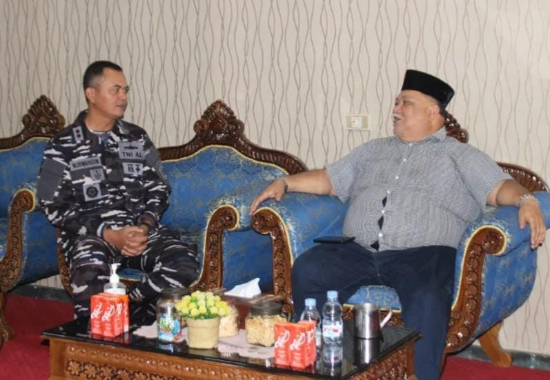 Danlanal Bengkulu Silaturahmi Dengan Bupati Bengkulu Selatan, Pererat Kemitraan TNI AL Dengan Pemerintah Daerah