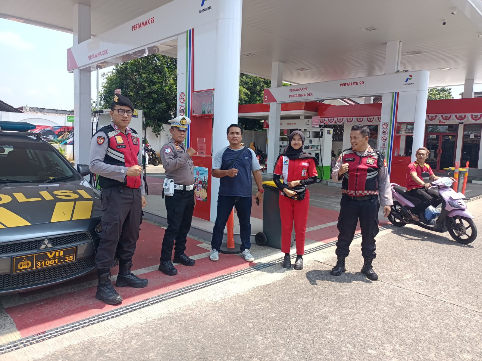 Polsek Bantargebang Gelar Patroli Skala Sedang, Antisipasi Gangguan Kamtibmas di Bantargebang dan Mustikajaya